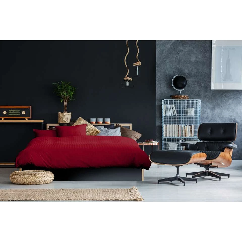 Ten Cate 100% Katoensatijnen Eenpersoons Dekbedovertrek - 140x200/220 - Rood 3 Ten Cate 100% Katoensatijnen Eenpersoons Dekbedovertrek - 140x200/220 - Rood - Afbeelding 3
