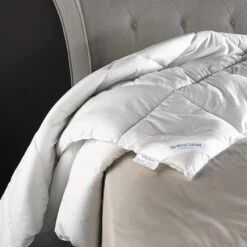 De Witte Lietaer Dekbed Dream - Lits Jumeaux - 240 X 220 Cm - Polyestervulling 7 De Witte Lietaer Dekbed Dream - Lits Jumeaux - 240 X 220 Cm - Polyestervulling -Huishoudelijke Voorwerpen Winkel 1000028683 0103