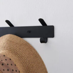 ACAZA Wand Kapstok In Metaal, 49 Cm Met 10 Haken, Zwart 6 ACAZA Wand Kapstok In Metaal, 49 Cm Met 10 Haken, Zwart -Huishoudelijke Voorwerpen Winkel 1000046838 0102