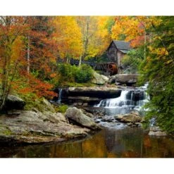 Sanders & Sanders Fotobehang - Bosrijk Landschap - Groen, Geel En Oranje