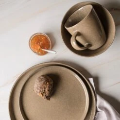 Dutch Rose Bord 27 Cm Camel 5 Dutch Rose Bord 27 Cm Camel -Huishoudelijke Voorwerpen Winkel 1000085860 0102